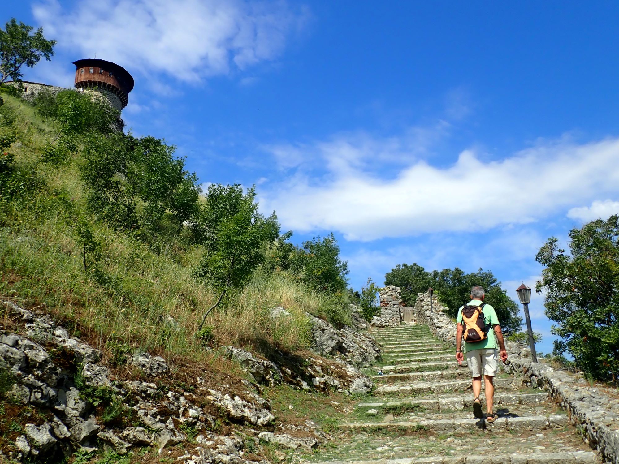 Aufstieg zur Burg